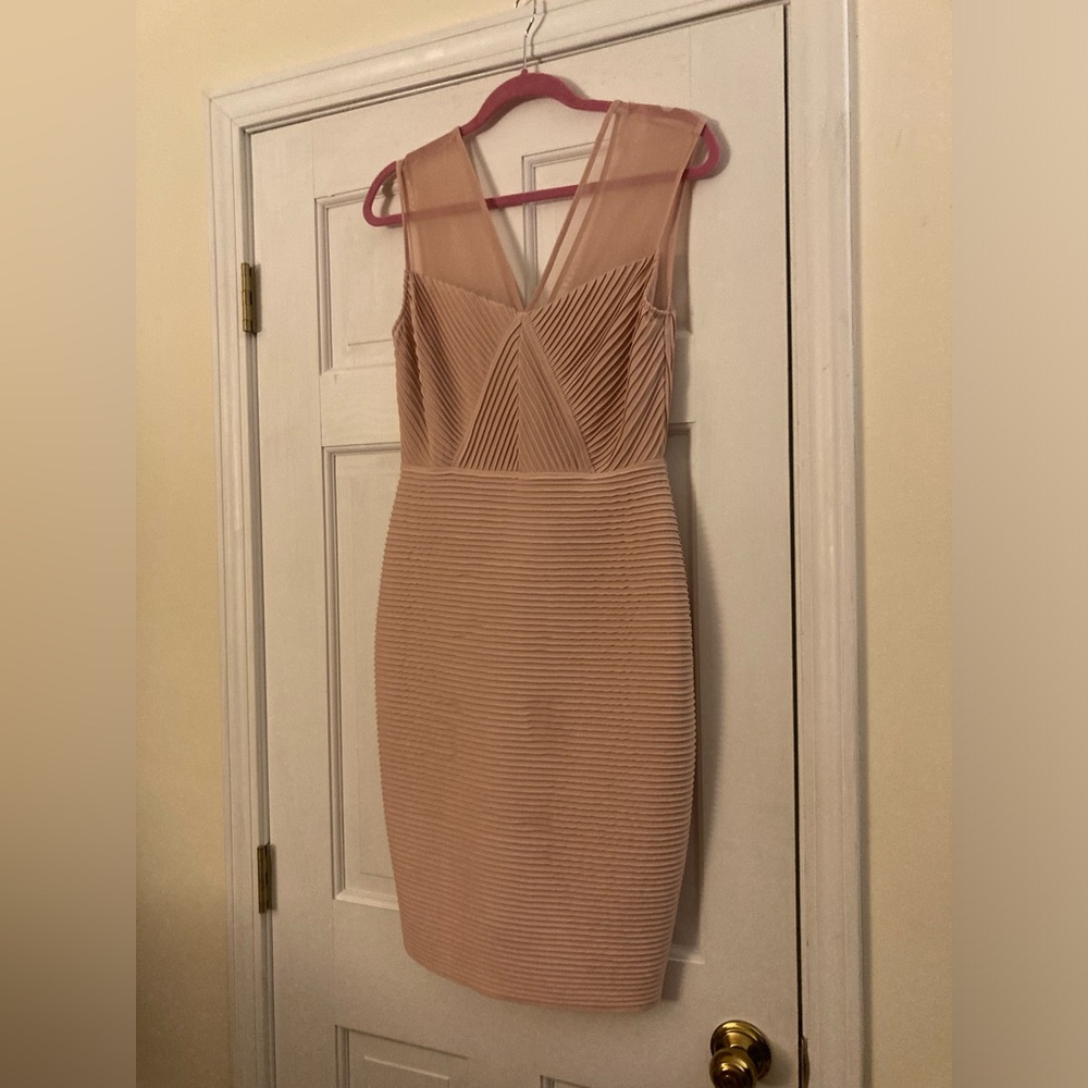 NWT CALVIN KLEIN Pink V-Neck Dress Size 10